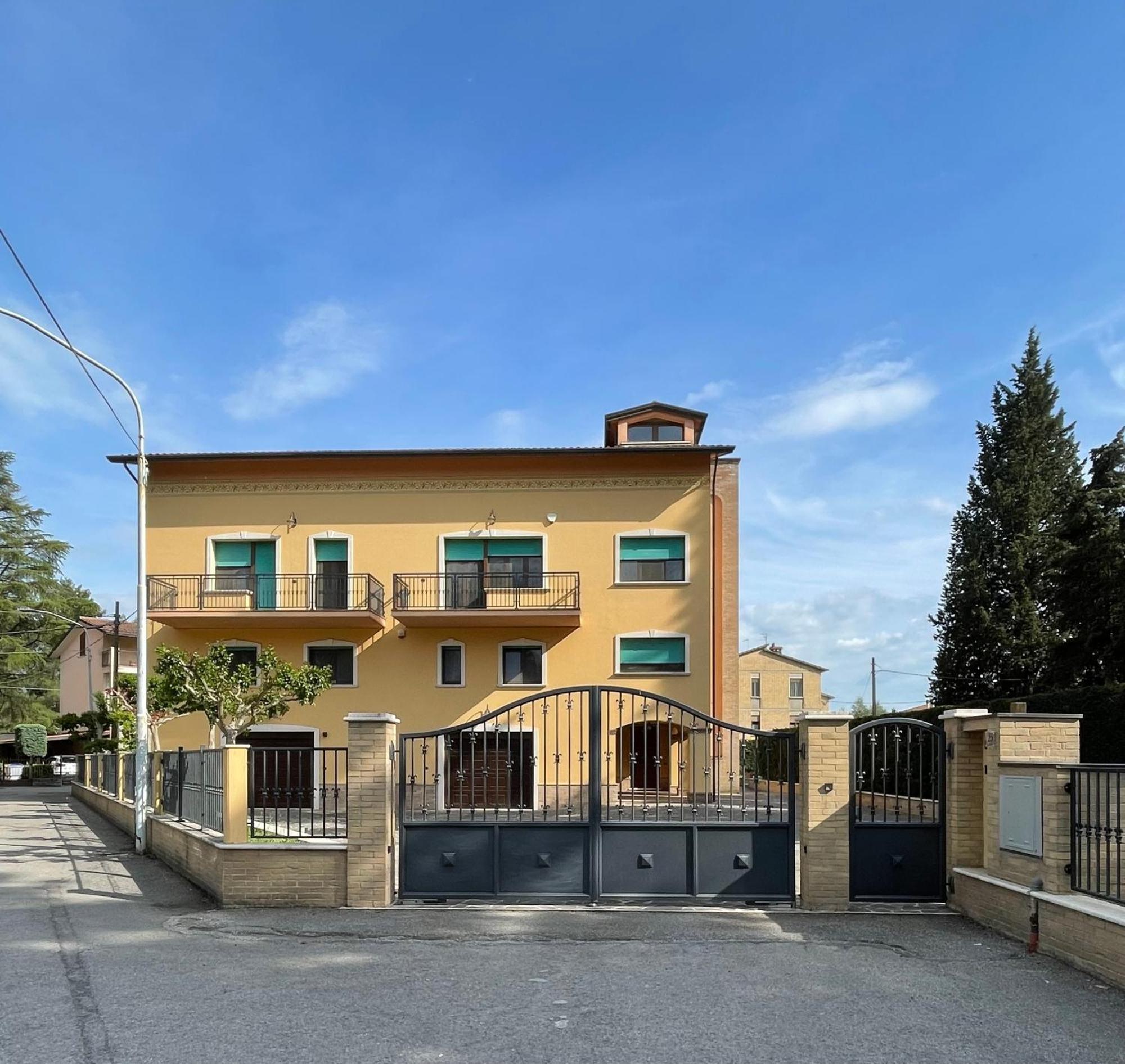 Villa Adige Luxury - M&M Holiday House Perúgia Exterior foto